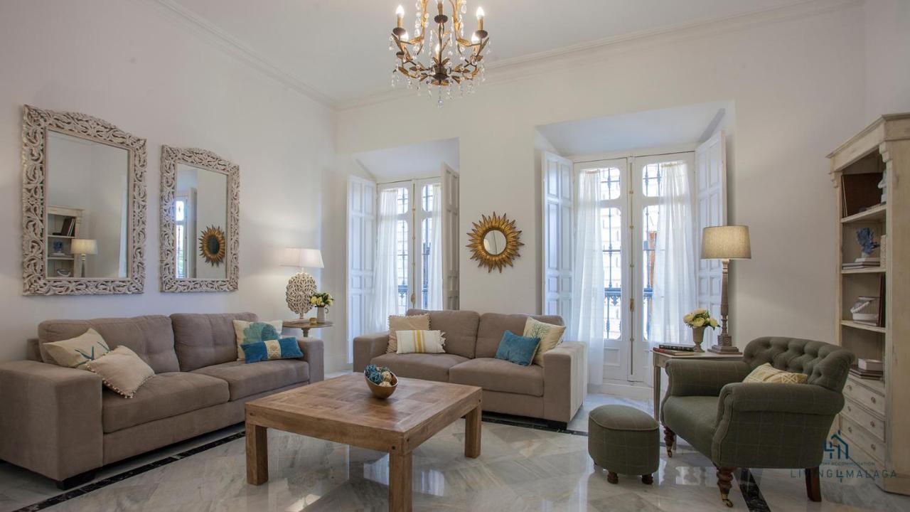 Appartamento Living4Malaga Aduana Presidential Esterno foto