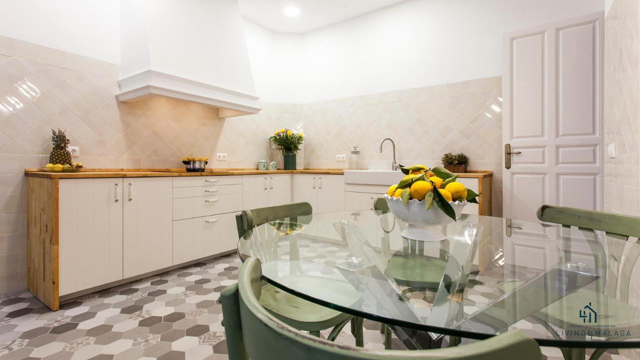Appartamento Living4Malaga Aduana Presidential Esterno foto
